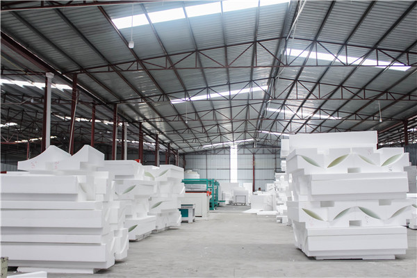 EPS線(xiàn)條生產(chǎn)車(chē)間